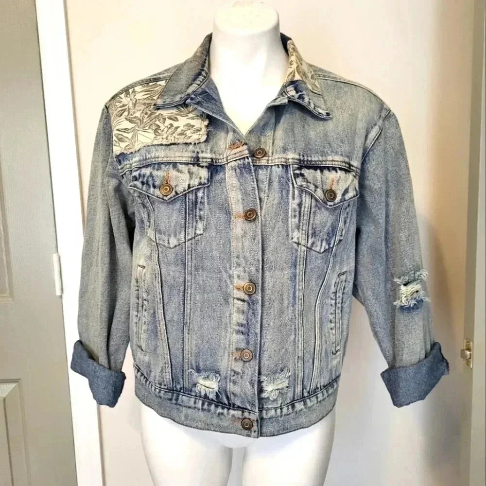 LUNIK Floral Distressed/ Destroyed 90's Denim Jean Jacket(Large)